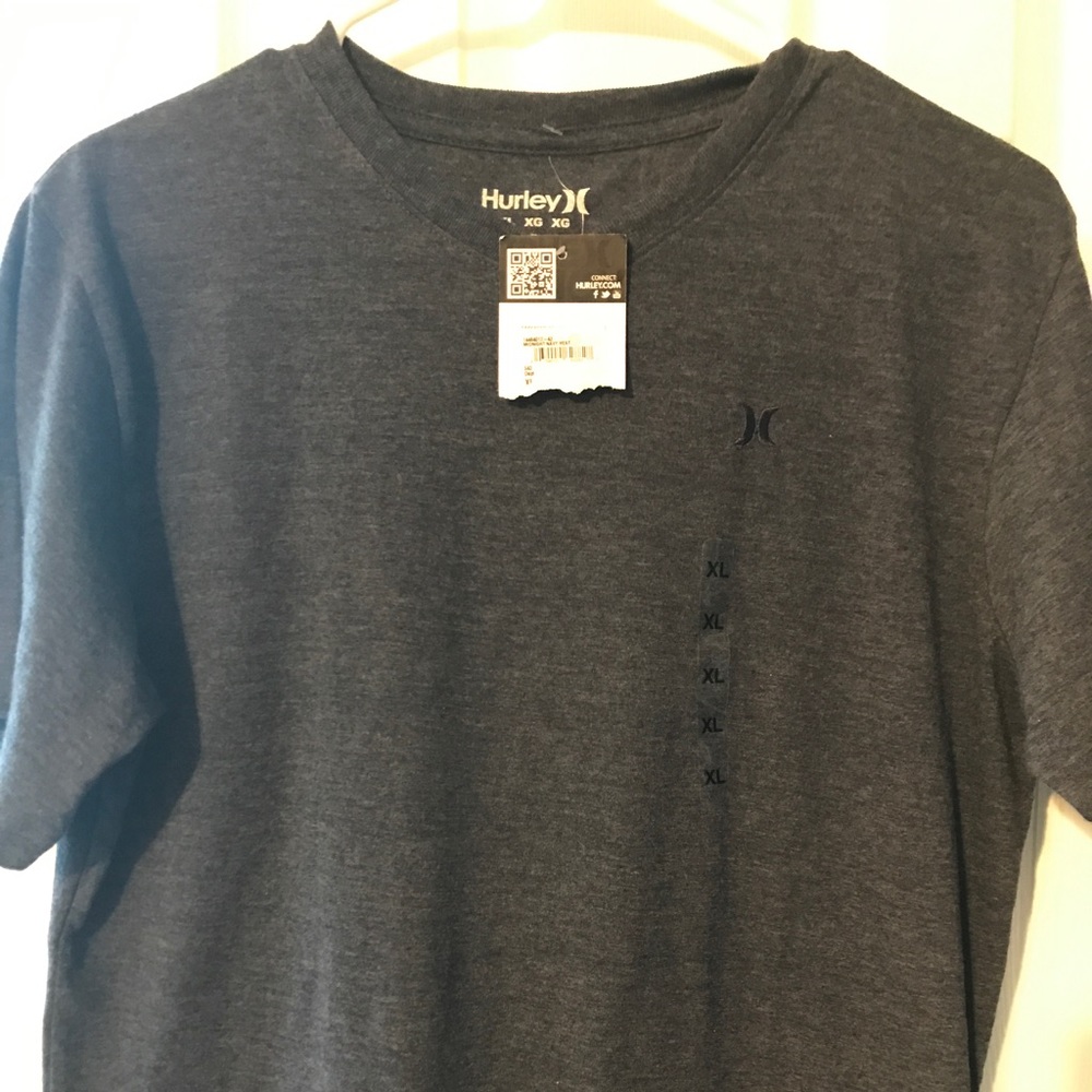 Hurley t-shirt